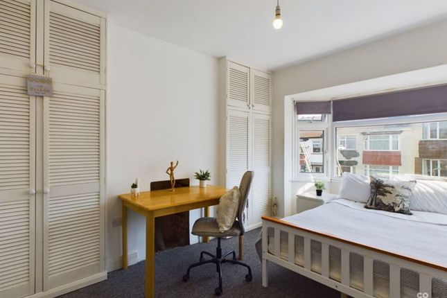 4-bed house on 34 Crayford Road, Brighton, £2,713/mo