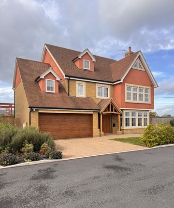 6 Bedroom Detached House For Rent (Private Gated Development)