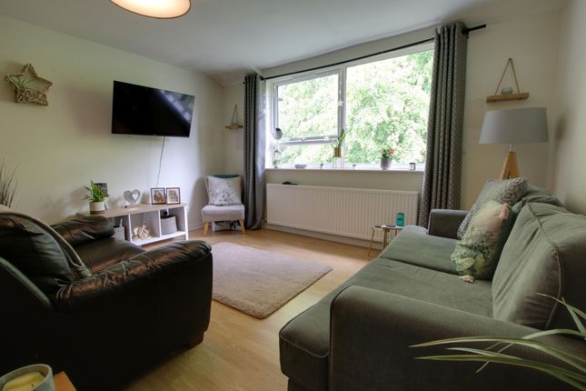 Flat for sale in London Road, Carlton Court