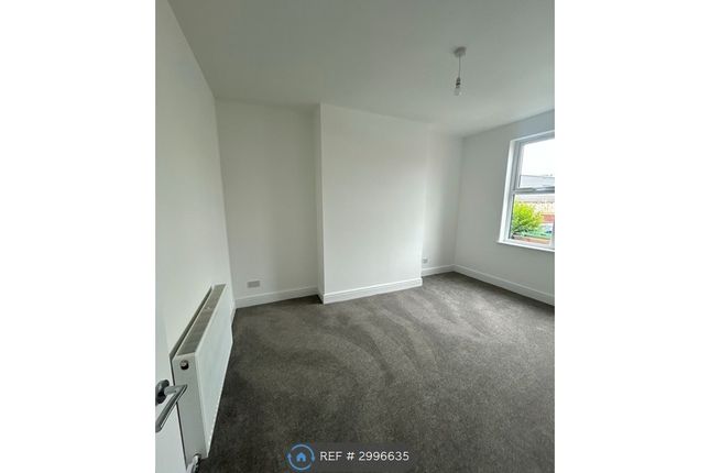 Salthouse Avenue, Blackpool photo 3