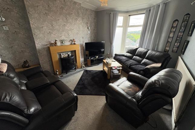 560, Thornton Road, Bradford photo 5
