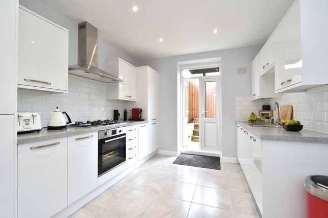 Maisonette for sale in Widmore Road, Bromley