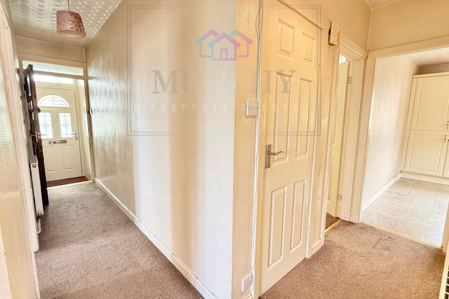 13 Carleton Road, Pontefract photo 3