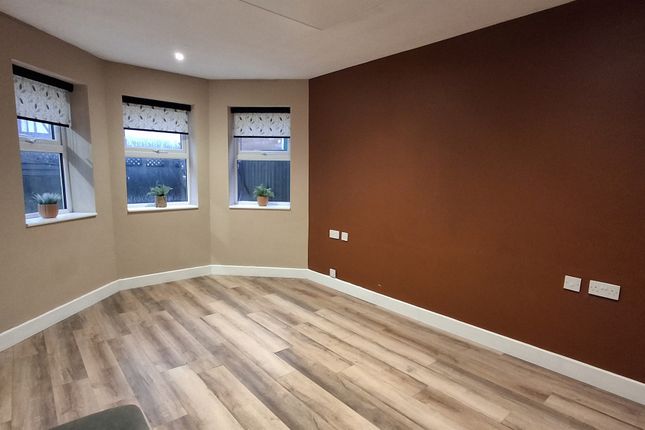 76, Farndon Road, Newark photo 3
