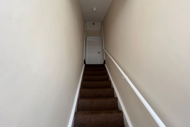 WORKSOP photo 2