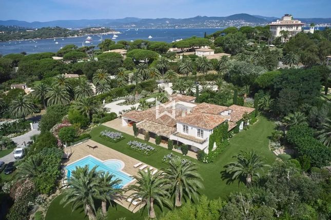 Villa for sale in Saint-Tropez, 83990, France