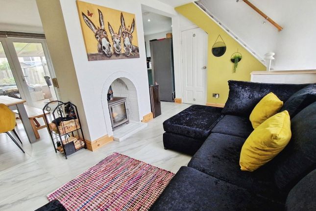 97, Western Avenue, Port Talbot photo 3