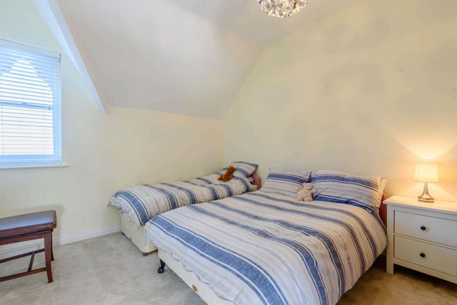 8450505-Interior03-800.Jpg
