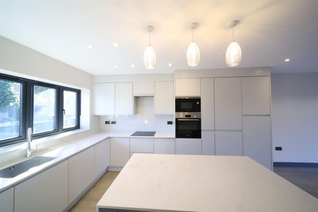 4a, Lincoln Road, Enfield photo 4