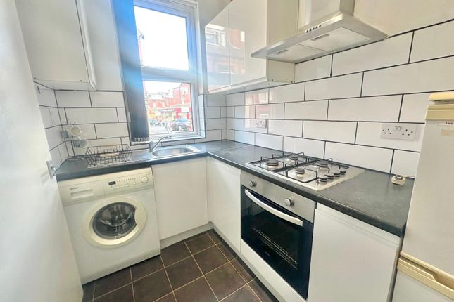 18, Lambton Place, Leeds photo 2