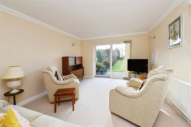 143, Thorndon Avenue, Essex photo 4