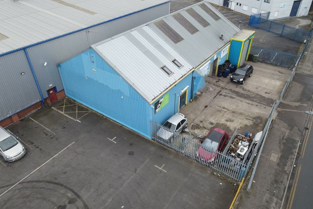 Light industrial to let in Perth Street West, Hull