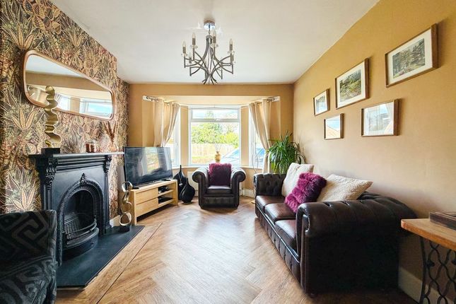 37, Plantation Drive, York photo 3