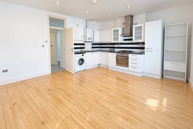 Flat 4, 29a - 31a, Golders Green Road, Golders Green photo 3