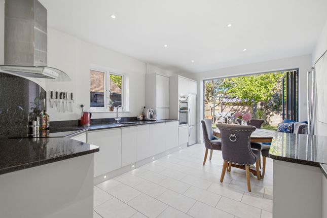 3 The Terrace, Ascot photo 4