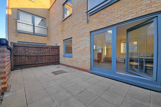 2, Maude Street, Ipswich photo 4