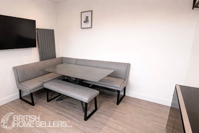9, Manor Drive, Preston photo 3