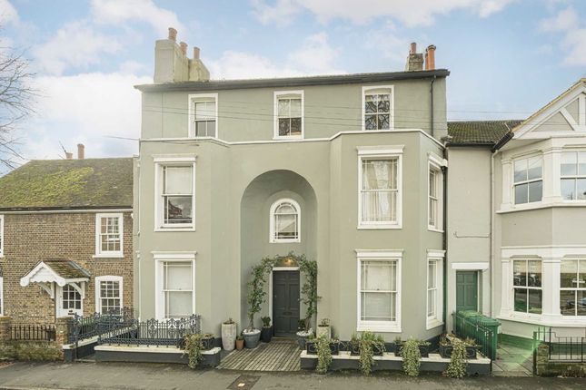 Thumbnail Flat for sale in French Street, Sunbury-On-Thames