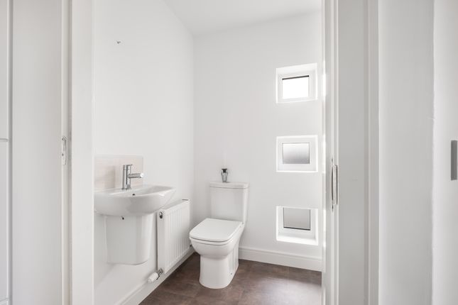 31, Henry Cotton Place, Carnoustie photo 3