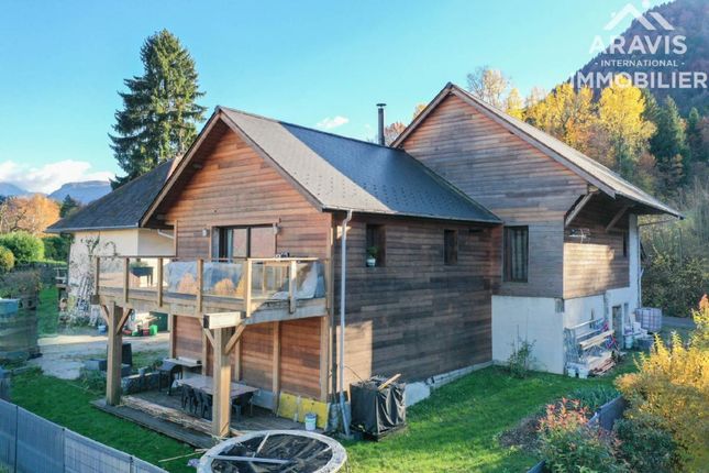 Barn conversion for sale in Rhône-Alpes, Haute-Savoie, Doussard