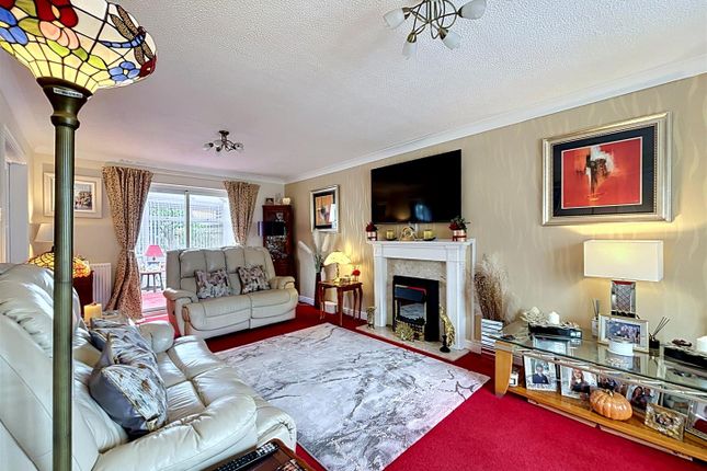 40, Cheyne Garth, Hornsea photo 3