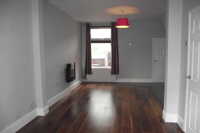55, Manchester photo 3