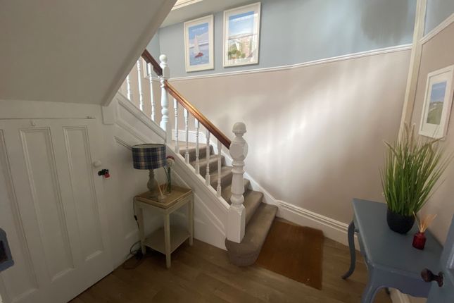 19A, Wirral photo 2