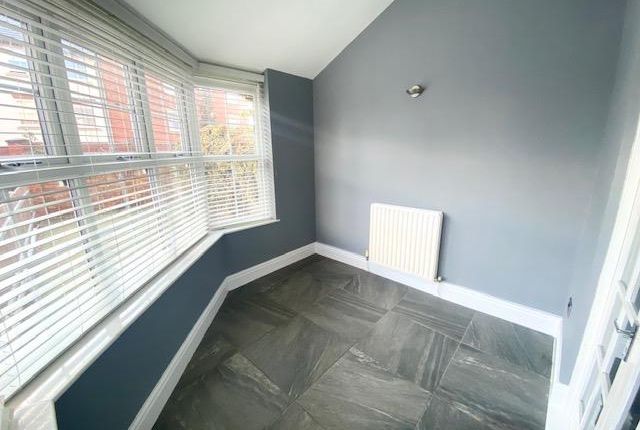 Town house to rent in White Hall Court, Welsh Row, Nantwich