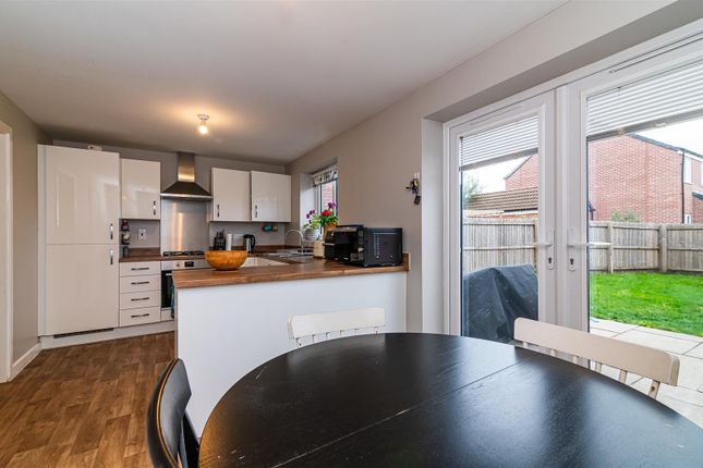 38, Kingfisher Road, Nottingham photo 4