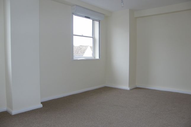 5 Priory Chamber, Priory Lane, St Neots photo 4