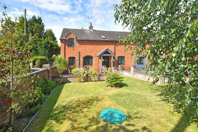 Barn conversion for sale in Staun Court, Standon