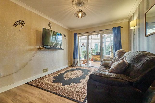 Almond Way, Earl Shilton photo 3