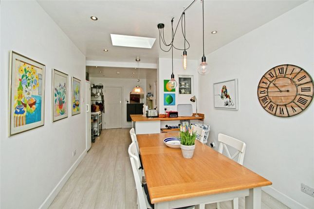 8, Holywell Road, Cornwall photo 4