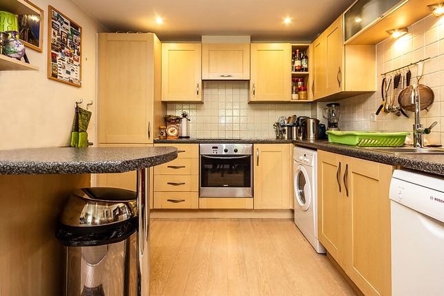 Flat 4, Hemel Hempstead Road, St Albans photo 3