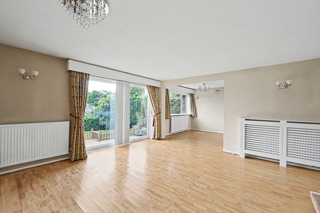 156, St. Agnells Lane, Hemel Hempstead photo 4