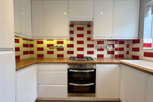 18, Old Bakery Close, Blandford Forum photo 2