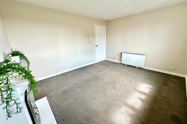 Breval Court, Baillieston, Glasgow, G69 7BF, Glasgow photo 3