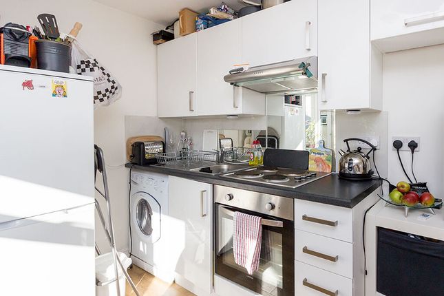 21A, Flat 5, Kendal Road Willesden Green, London photo 4