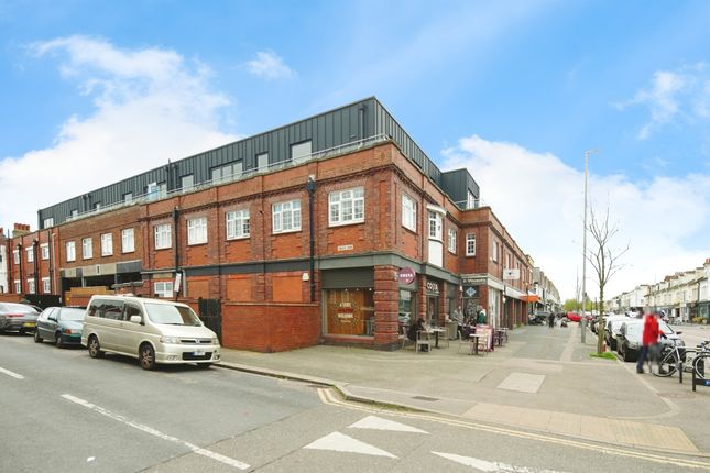 Flat for sale in Shelley Road, Hove