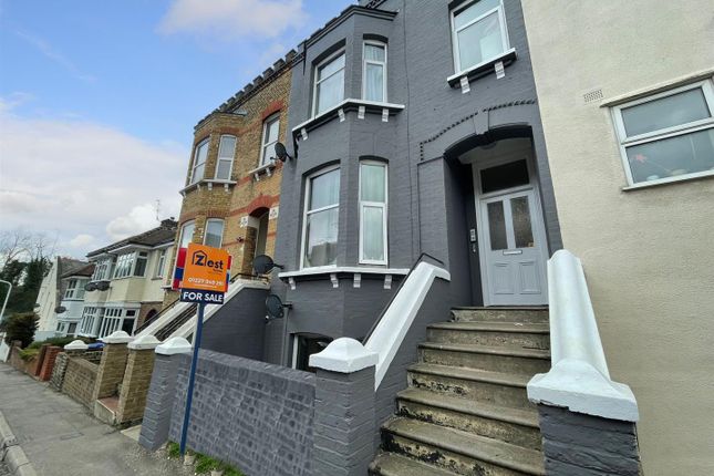 Thumbnail Property for sale in Grosvenor Place, Margate