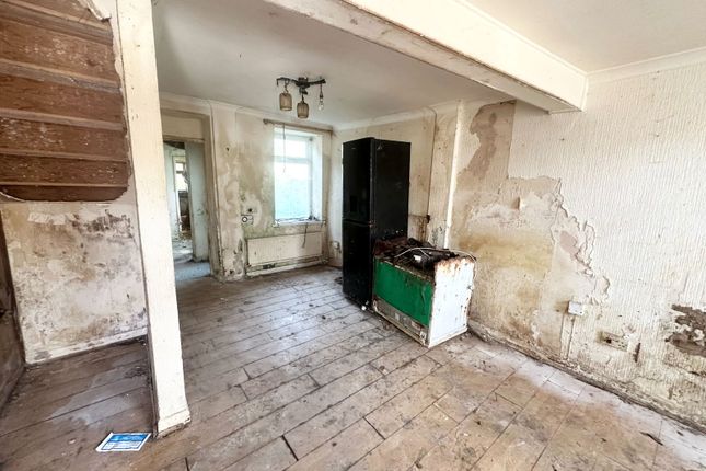 53, Hunter Street, Neath photo 4