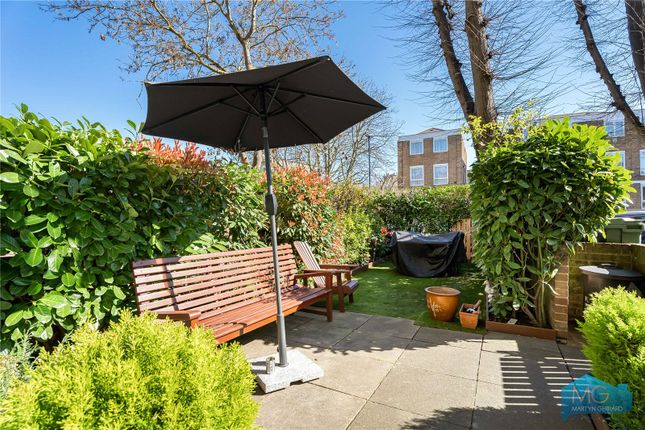 Flat 2, 45, Hilldrop Crescent, London photo 4