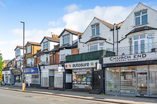 Flat for sale in Lancaster Road, Enfield