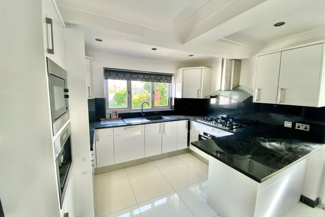 37A, Sunnybank Road, Herts photo 4