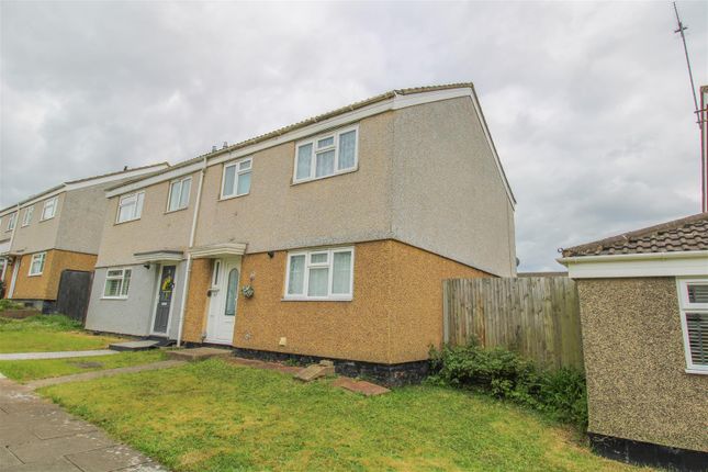 Thumbnail Semi-detached house to rent in Lodge Hall, Harlow