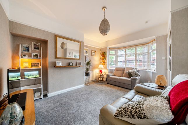 44, Seafield Avenue, Hull photo 3