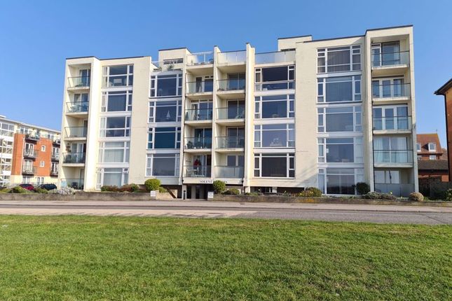 Thumbnail Flat for sale in Marine Parade East, Lee-On-The-Solent