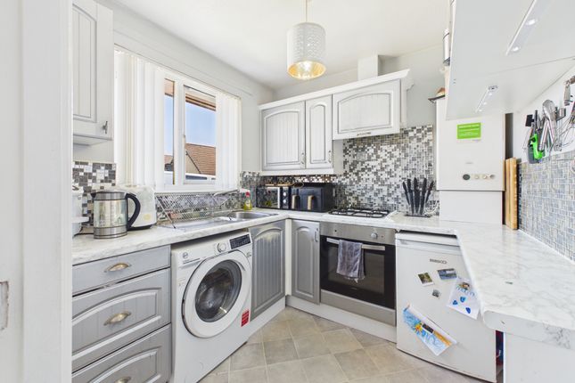 11 Springbank Terrace, Plains, Airdrie photo 4