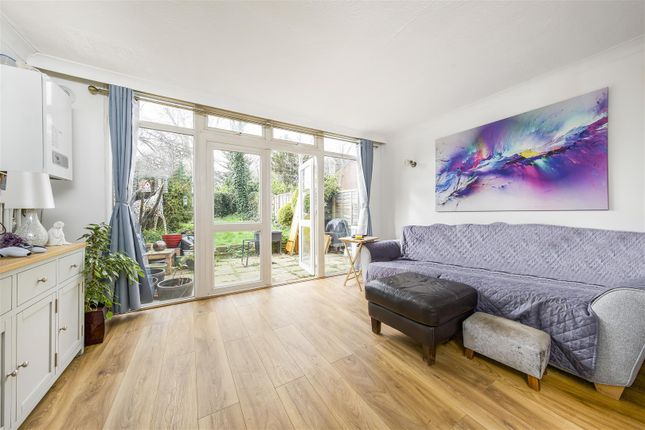 Town house for sale in Dedworth Road, Windsor