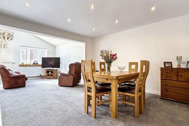 6, Mayfield Gardens, Jarrow photo 4